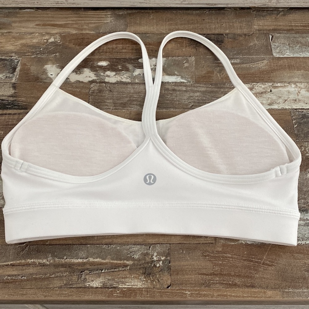 Lululemon Flow Y Nulu Bra